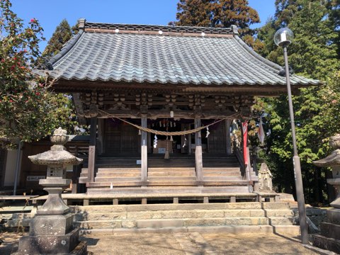 狩野英孝の神社　櫻田山神社の拝殿