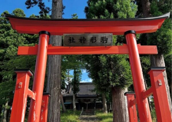 綾織駒形神社　遠野